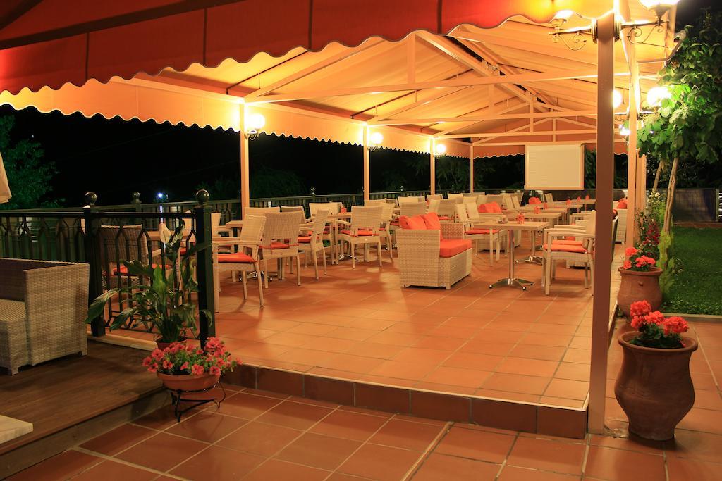 Nefeli Hotel Kozáni Kültér fotó
