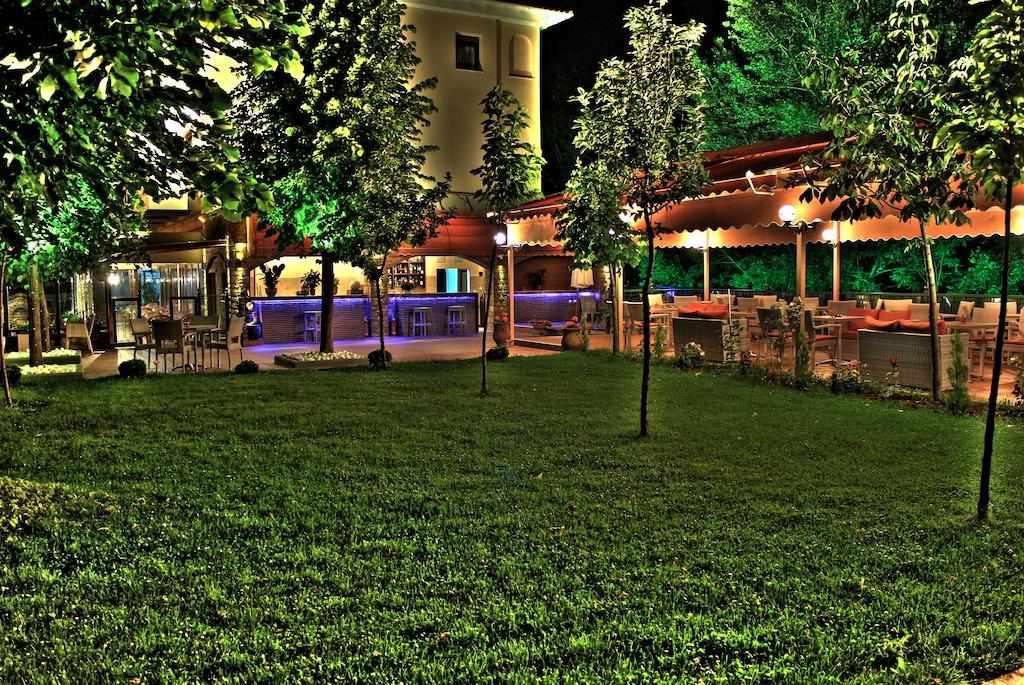 Nefeli Hotel Kozáni Kültér fotó