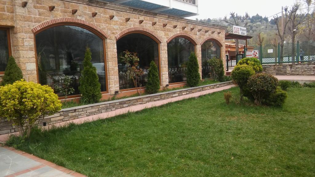 Nefeli Hotel Kozáni Kültér fotó