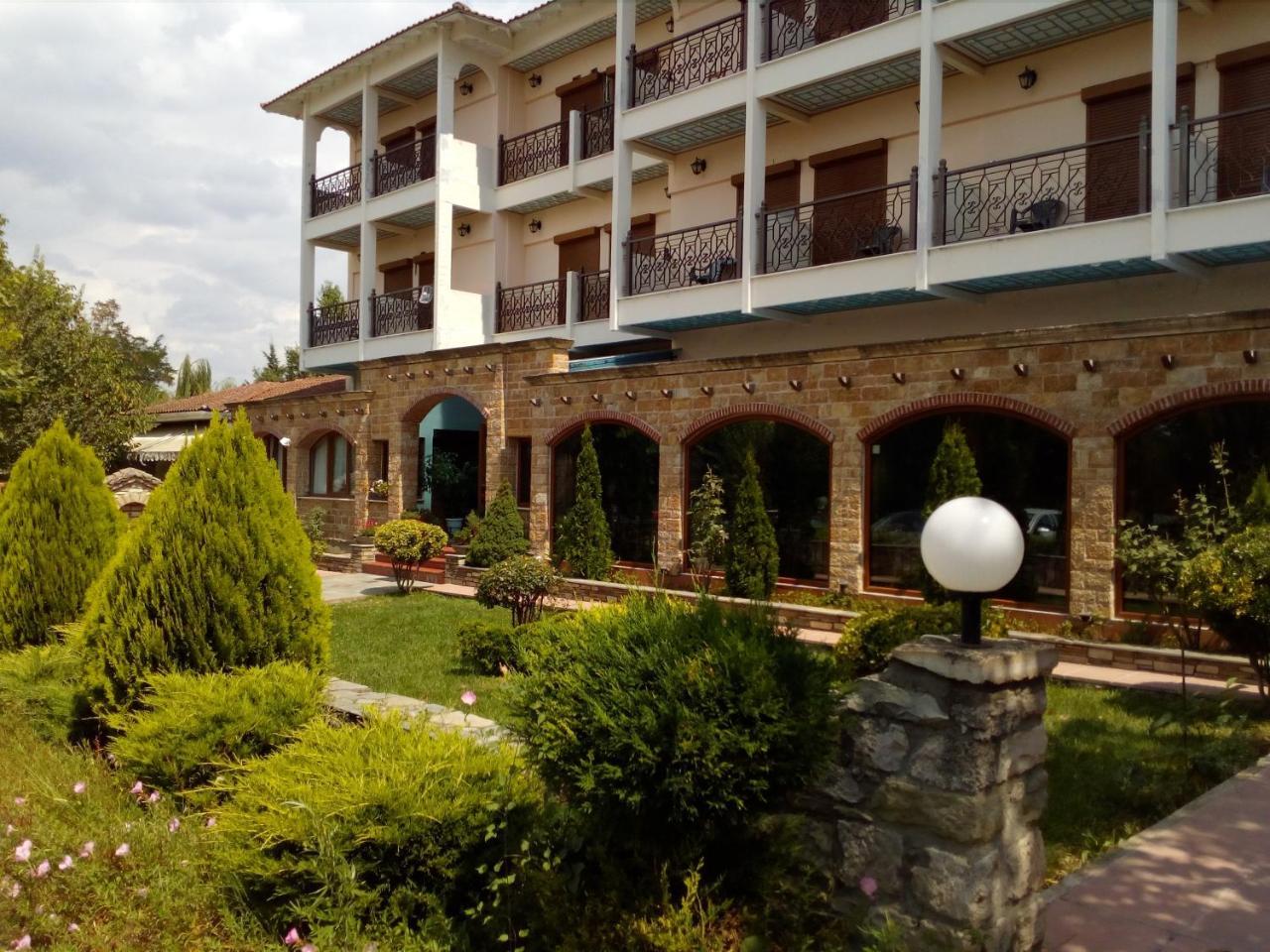 Nefeli Hotel Kozáni Kültér fotó